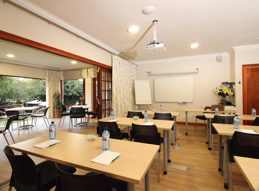 יוהנסבורג Rivonia Premier Lodge מראה חיצוני תמונה